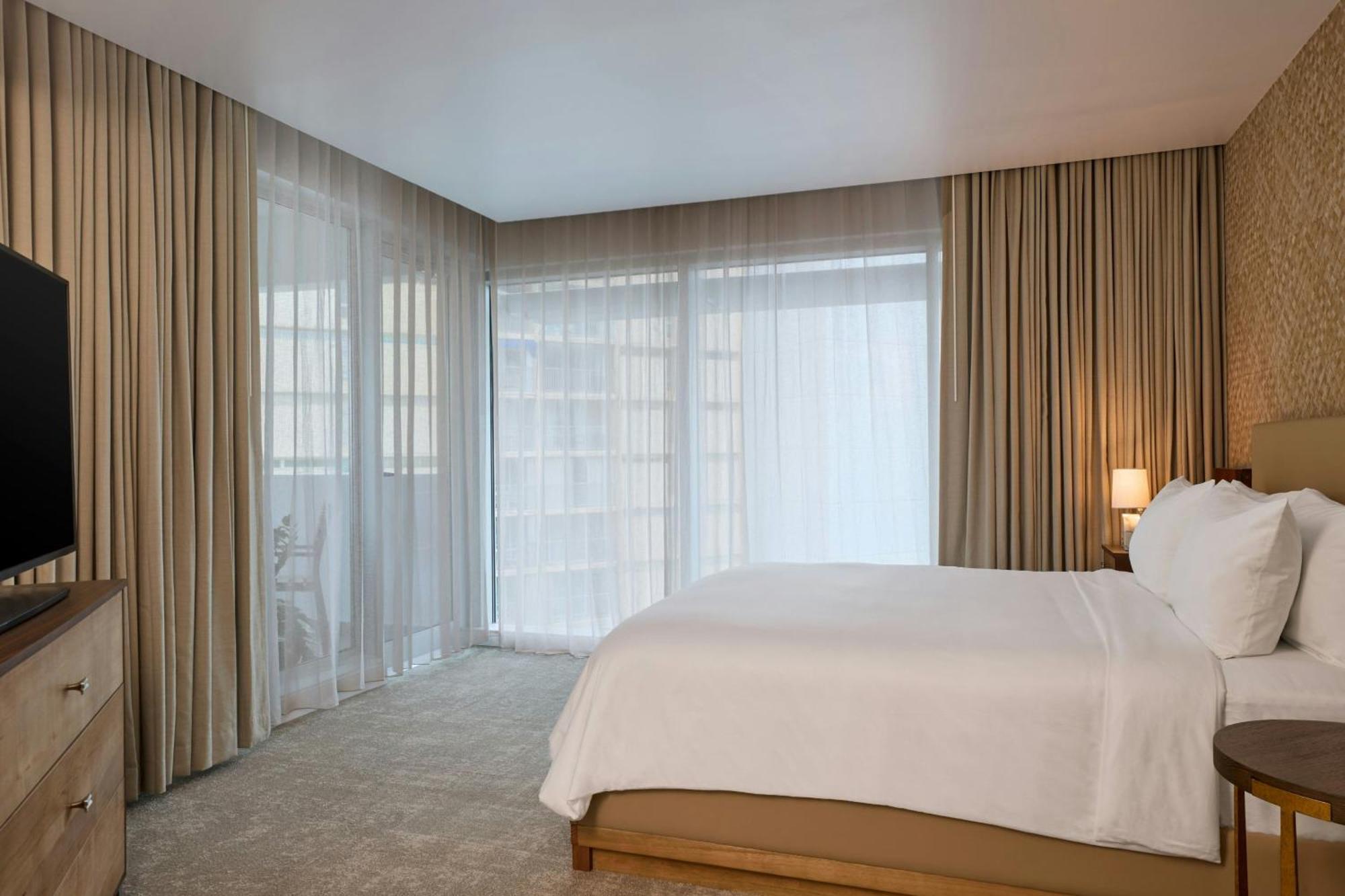 Casa Costera, Isla Verde Beach, Apartments By Marriott Bonvoy San Juan Bagian luar foto