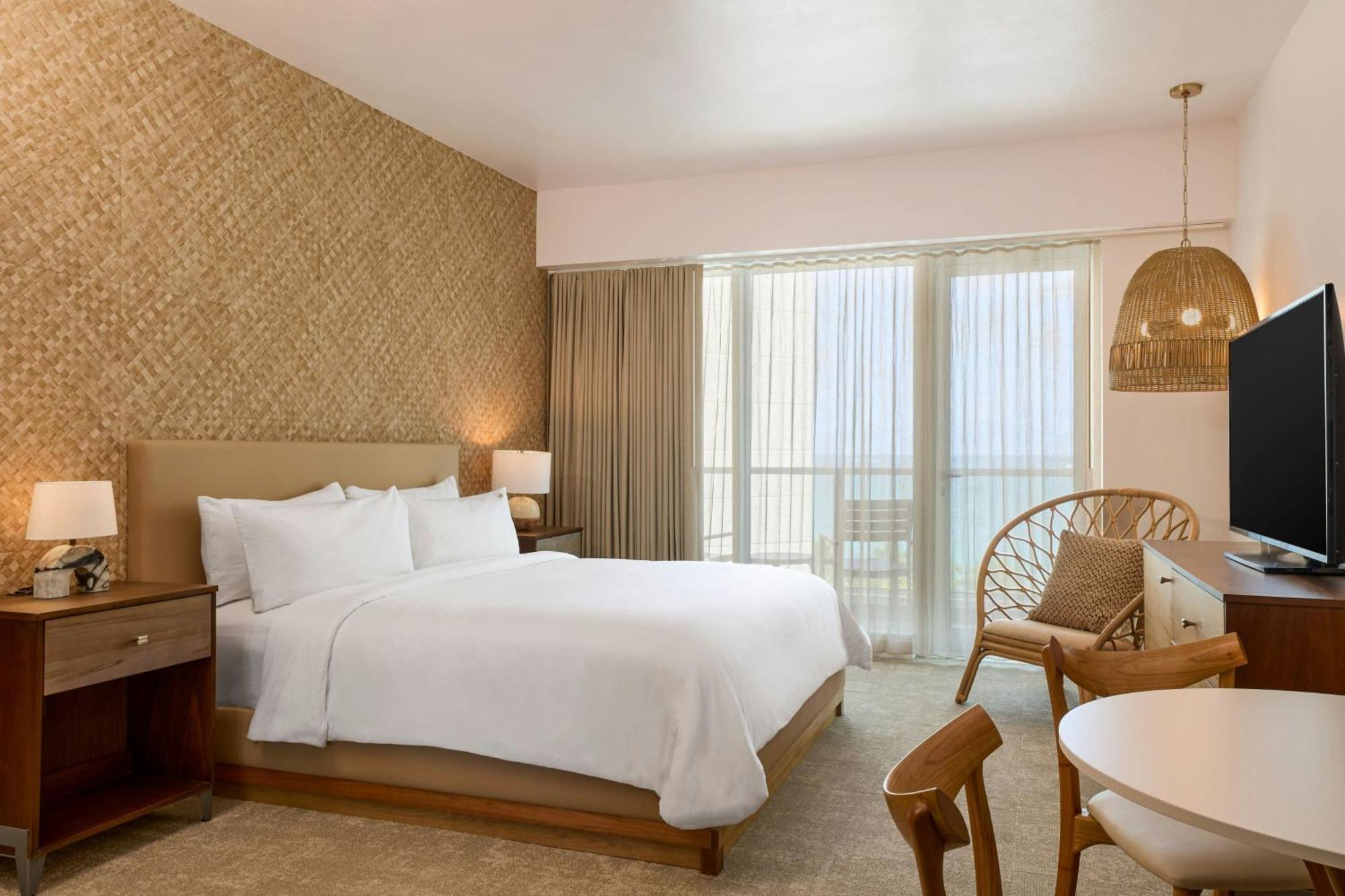 Casa Costera, Isla Verde Beach, Apartments By Marriott Bonvoy San Juan Bagian luar foto